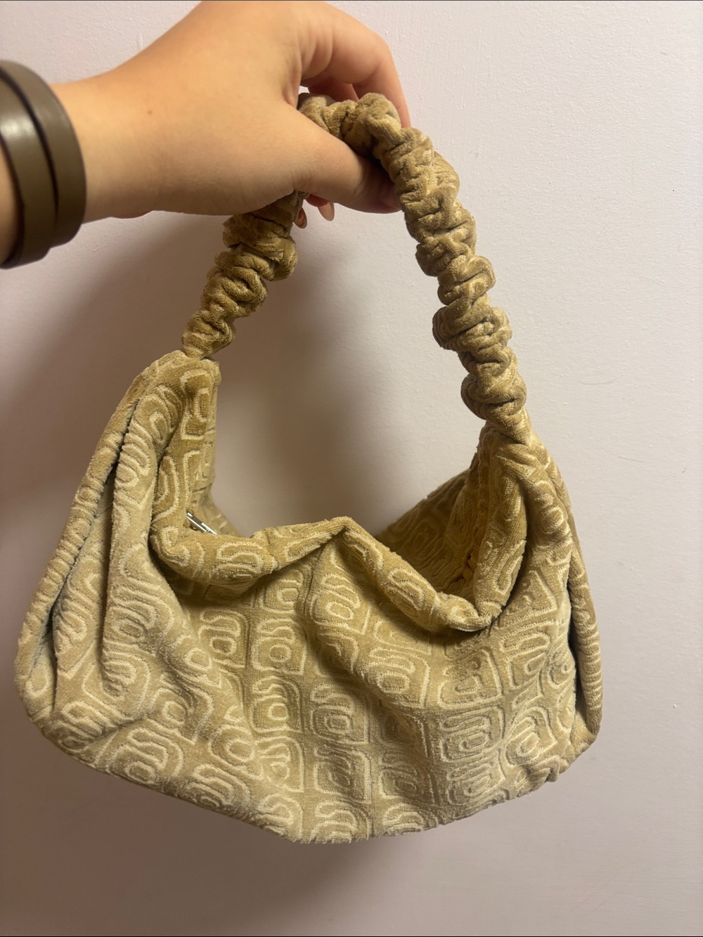 authentic alexander wang beige purse very spacious and can fit a lot!!